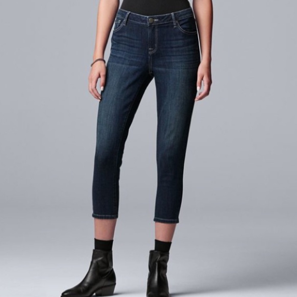 NWT Simply Vera Vera Wang Mid-Rise Capri